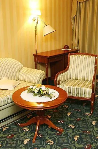 克莱默酒店 3* 伦讷施塔特